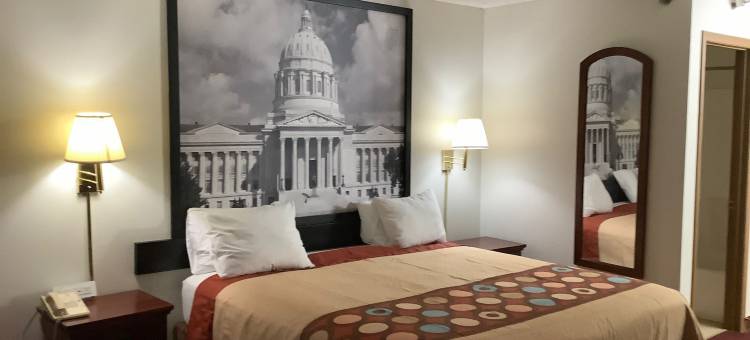 河滨-堪萨斯城温德姆速8酒店(Super 8 by Wyndham Riverside/Kansas City)图片