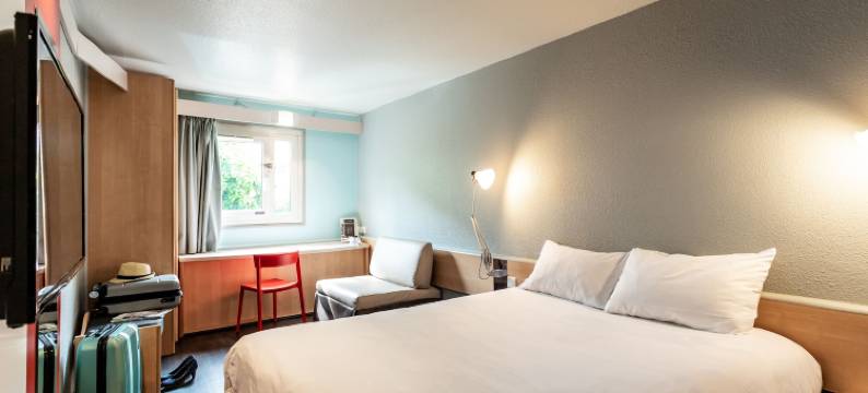 宜必思布尔日酒店(Ibis Bourges)图片