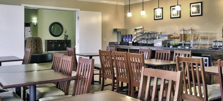 萨利纳斯谷贝斯特韦斯特优质套房酒店(Best Western Plus Salinas Valley Inn  Suites)图片