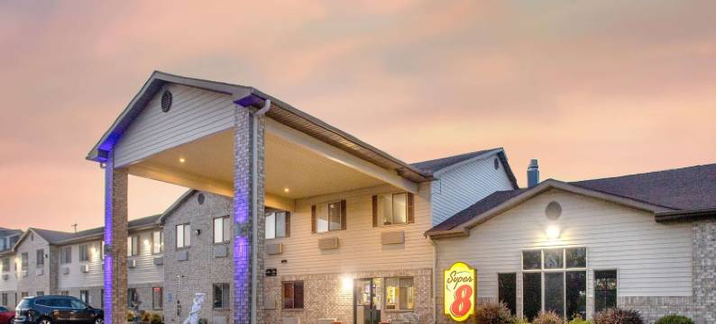 大急流城速8酒店(Super 8 by Wyndham Big Rapids)图片