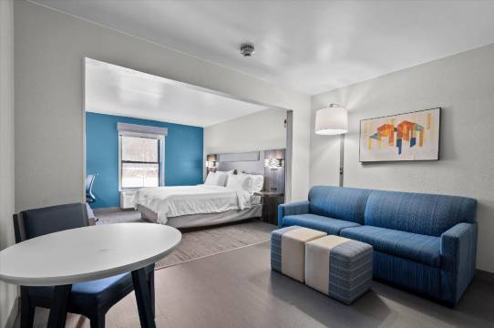 西点福特蒙哥马智选假日套房酒店(Holiday Inn Express & Suites WEST POINT-FORT MONTGOMERY by IHG)