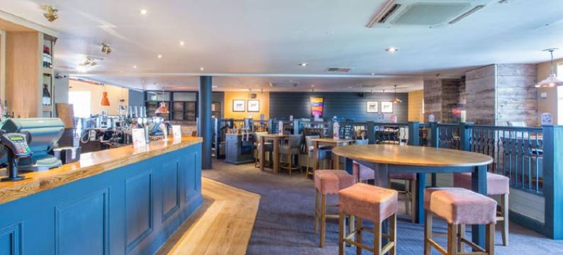 斯温登西部(M4, J16)普瑞米尔酒店(Premier Inn Swindon West (M4, J16))图片