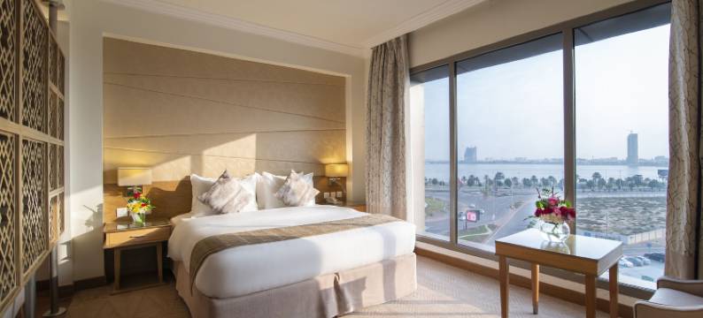 达曼黄金郁金香海滨酒店(Golden Tulip Dammam Corniche Hotel)图片