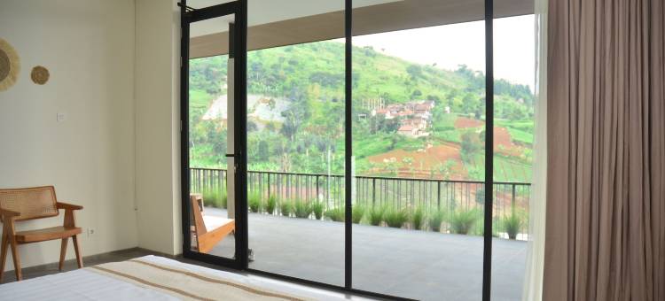 格林希尔山城景8卧别墅带恒温泳池(Green Hill Mountain City View Villa 8 Bedrooms with a Private Heated Swimming Pool and a Movie Room)图片