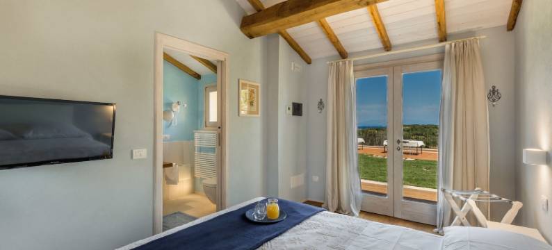 特努塔特拉白酒店(Tenuta Petra Bianca)图片