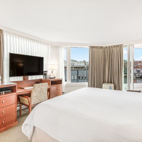 维多利亚丽晶海滨套房酒店(Victoria Regent Waterfront Hotel & Suites)图片