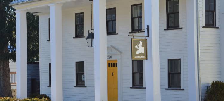 白色穆斯酒店(White Moose Inn)图片