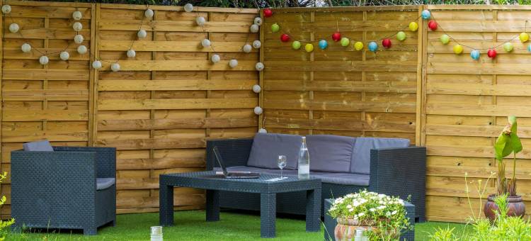 土伦瓦莱特诺米斯(Noemys Toulon la Valette - Hotel Restaurant Avec Piscine)图片