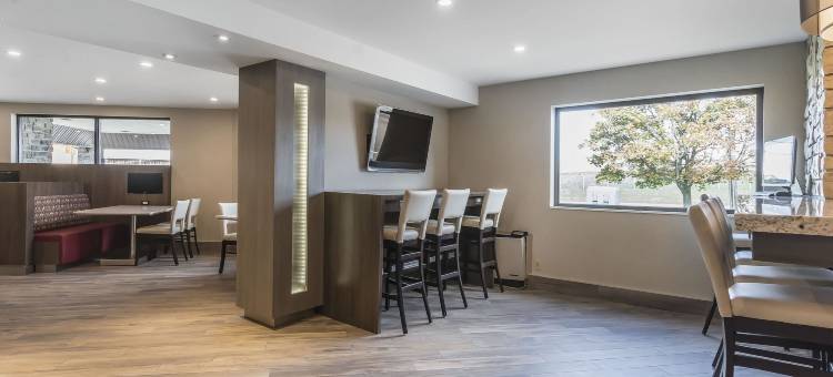 希尔顿Spark酒店-奥沙瓦(Spark by Hilton Oshawa)图片