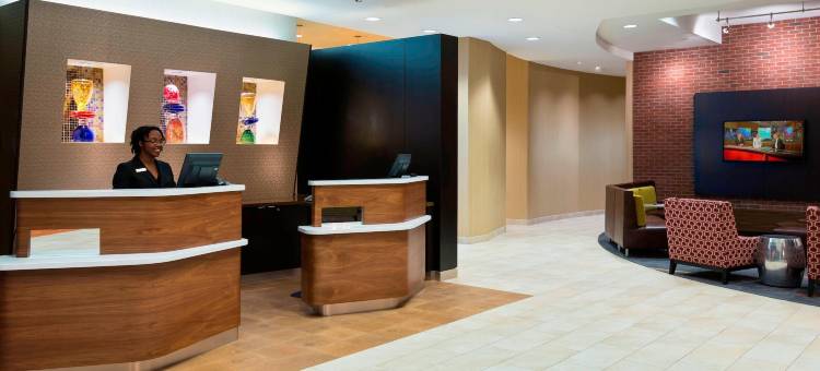 小石城市中心万怡酒店(Courtyard Little Rock Downtown)图片