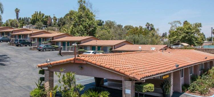 弗布鲁克市中心罗德威酒店(Rodeway Inn Fallbrook Downtown)图片