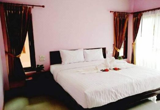 Lanta Cottage Hotel Overview