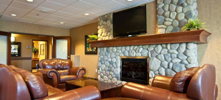 斯特拉斯莫尔戴斯套房酒店(Days Inn & Suites by Wyndham Strathmore)图片