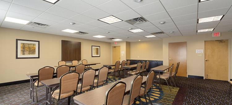 Holiday Inn Express 布卢明顿西(Holiday Inn Express Bloomington West)图片
