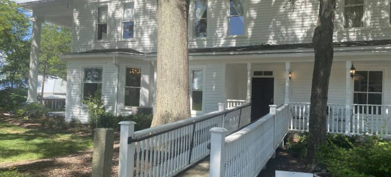 麻雀林庄园(Sparrow Grove Manor)图片