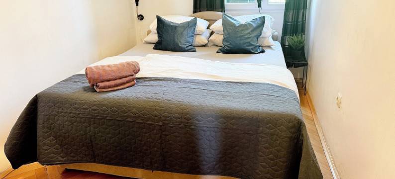 托尔托萨蓝(Tortosa Blue)图片