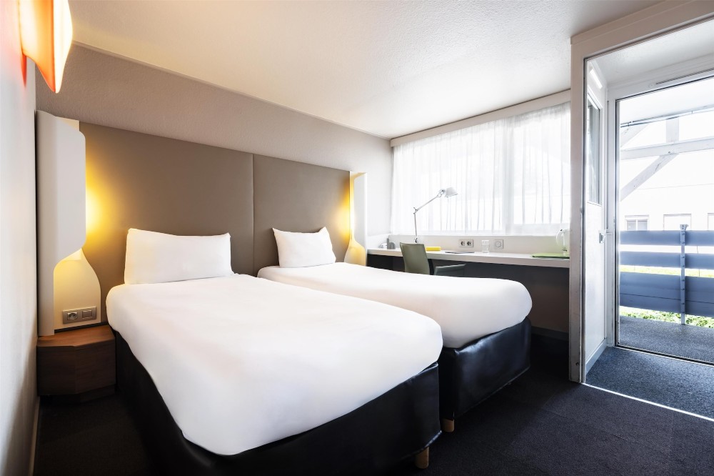 Campanile Montesson - le VÉSINET Over view