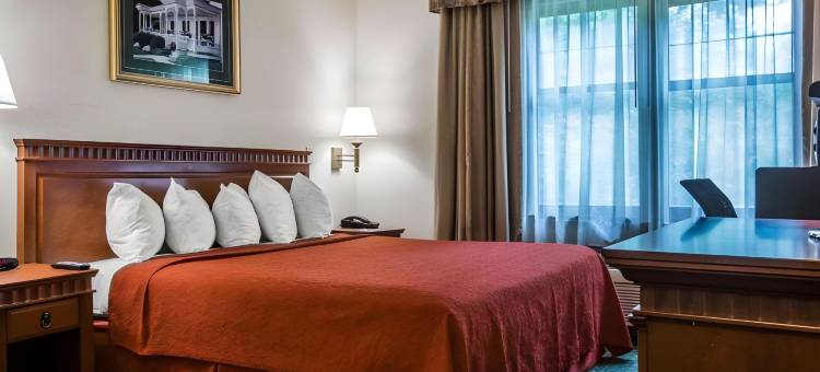 格伦福尔斯-昆斯伯里伊克诺旅馆(Econo Lodge Glens Falls - Lake George)图片