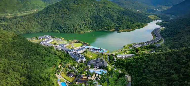 韶关乳源蓝山源岭南东方温泉酒店图片