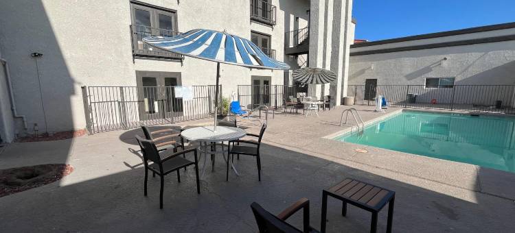 开间 6 套房 图森，亚利桑那 – 机场 / 基诺体育综合体(Studio 6 Suites Tucson, AZ Airport Kino Sports Complex)图片