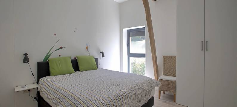 Spacious Holiday Home with Private Garden图片