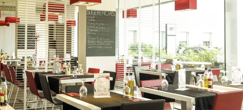 宜必思莱里达酒店(Ibis Lleida)图片