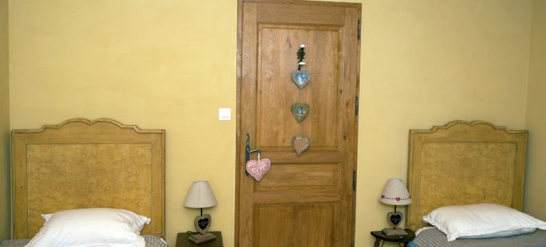 Secluded Stone Villa Retreat图片