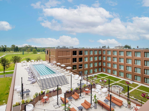 米兰马尔彭萨雅高TRIBE酒店