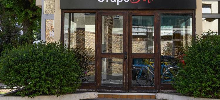 Greet 埃夫勒中心酒店(Greet Hotel Evreux Centre)图片