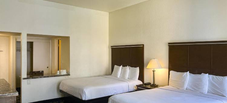 欧申赛德码头罗德威旅馆(Motel 6 Oceanside, CA – Marina / Camp Pendleton)图片