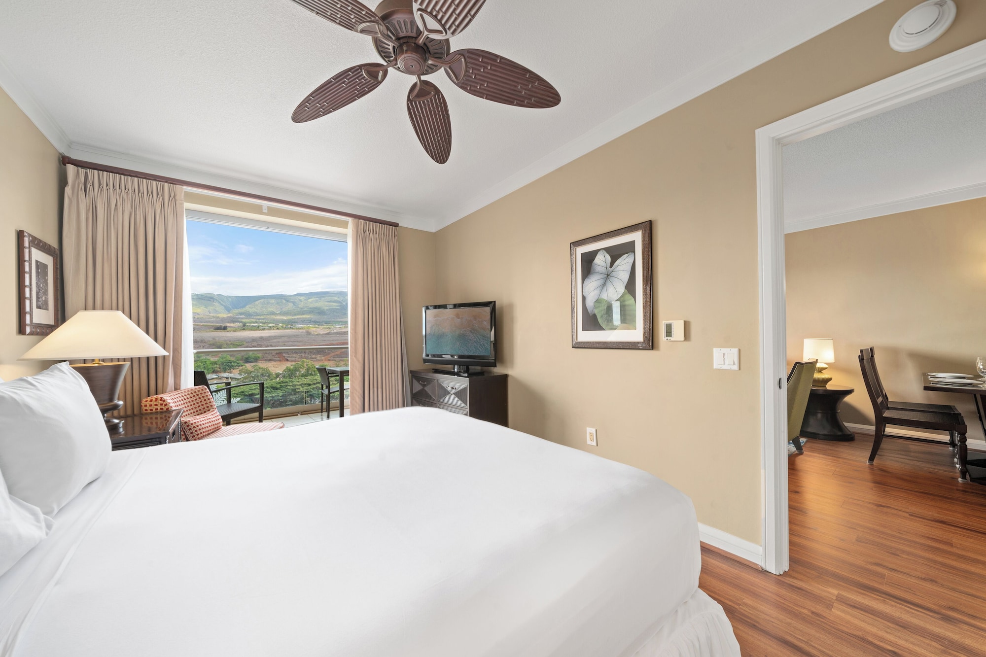 Outrigger Honua Kai Resort & Spa Over view