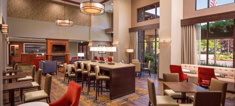 温莎索诺玛酒乡希尔顿欢朋旅馆&套房酒店(Hampton Inn & Suites Windsor - Sonoma Wine Country)图片