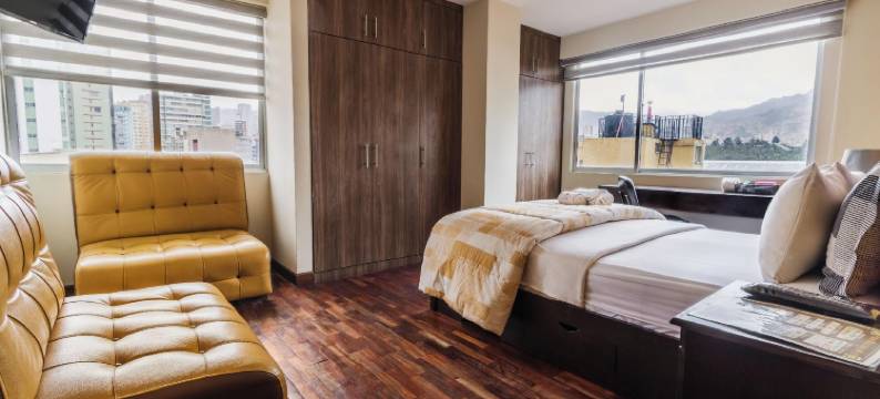 路克斯顿行政套房酒店(Luxstone Executive & Suites)图片