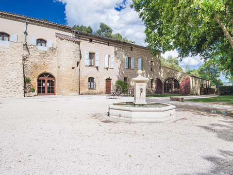 卡塔尔拉舍 ITER 大屋之家酒店