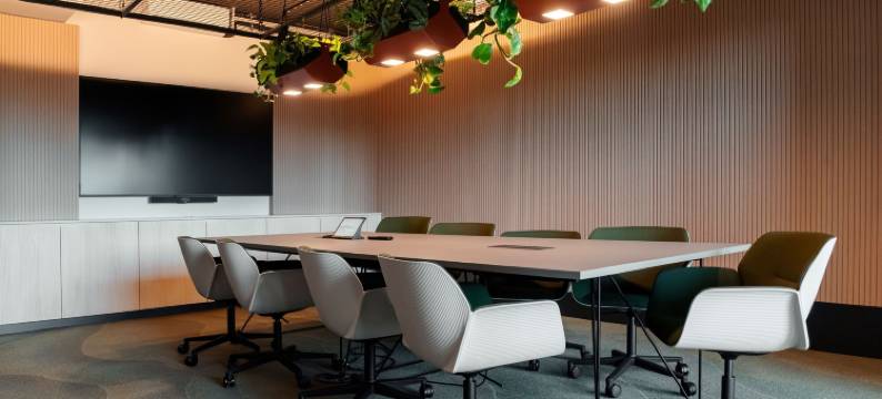 茧特蕾西恩维泽(Cocoon Theresienwiese)图片