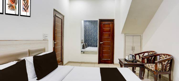 Hotel O by OYO Lohgarh Road Zirakpur Formerly JB Plaza图片