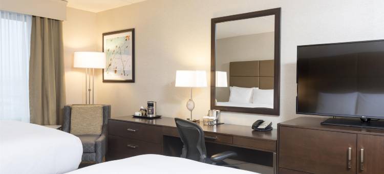 舒适草原科诺沙希尔顿逸林酒店(DoubleTree by Hilton Pleasant Prairie Kenosha)图片