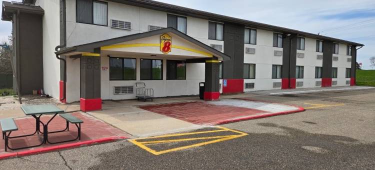 奥斯汀速8酒店(Super 8 by Wyndham Austin MN)图片