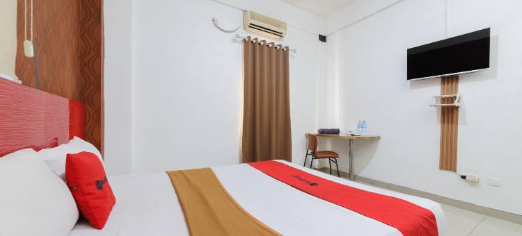 红多兹酒店-近西兰达克城广场(RedDoorz near Cilandak Town Square)图片