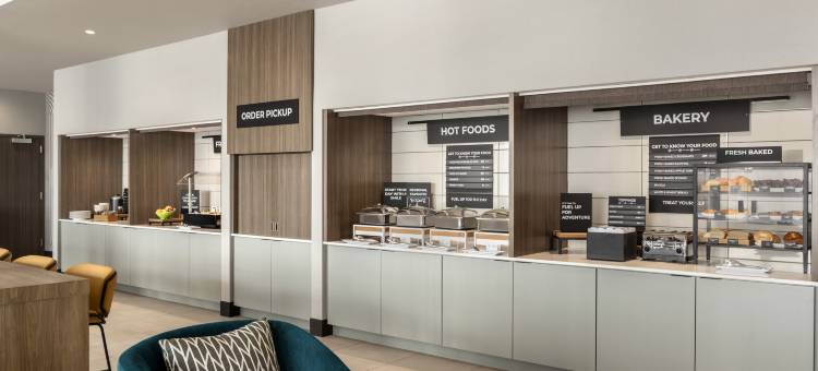 IHG旗下的科默斯城丹佛机场假日酒店及套房(Holiday Inn & Suites COMMERCE CITY - DENVER AIRPORT by IHG)图片