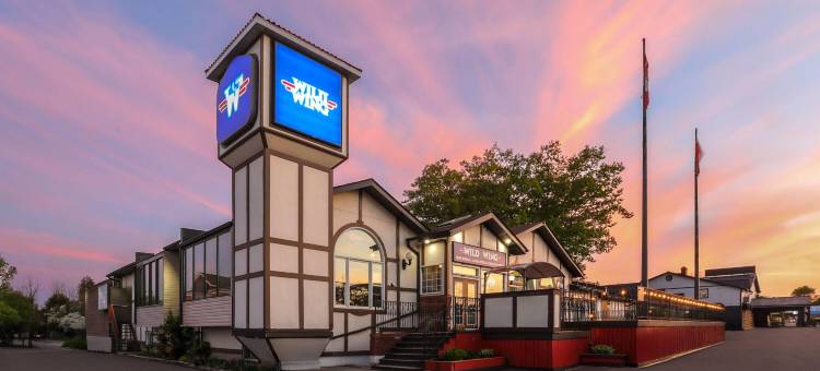加纳诺克/乡绅度假村温德姆速 8 酒店(Super 8 by Wyndham Gananoque        Country Squire Resort)图片