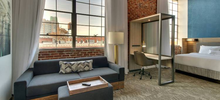 蒙哥马利市中心SpringHill Suites酒店(SpringHill Suites Montgomery Downtown)图片
