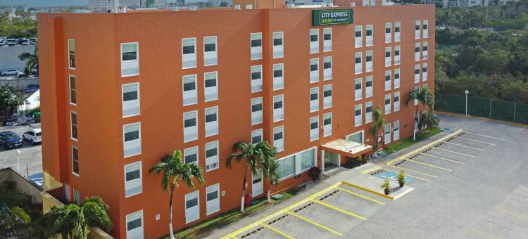 坎昆万豪城市快捷青年酒店(City Express Junior by Marriott Cancun)图片