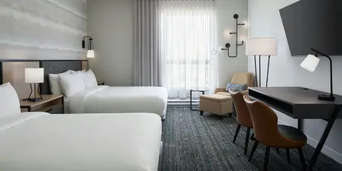 蒙特利爾機場TownePlace Suites酒店