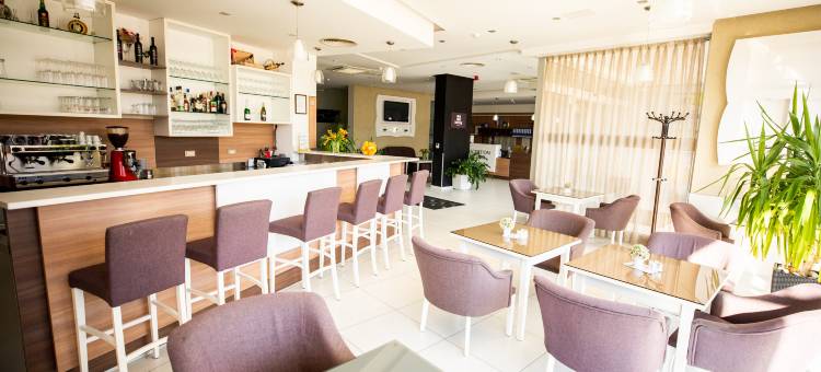 新海尔采格酒店(Hotel Herceg)图片