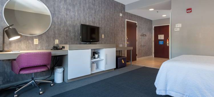 希尔顿欢朋酒店-东温莎(Hampton Inn East Windsor)图片
