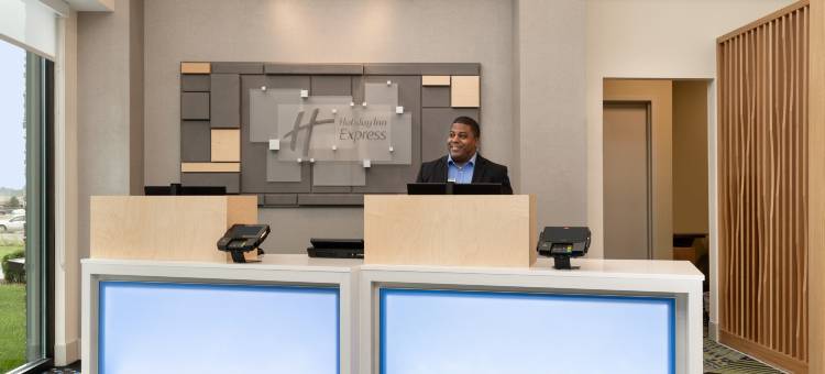 普拉茨堡智选假日酒店(Holiday Inn Express Plattsburgh)图片