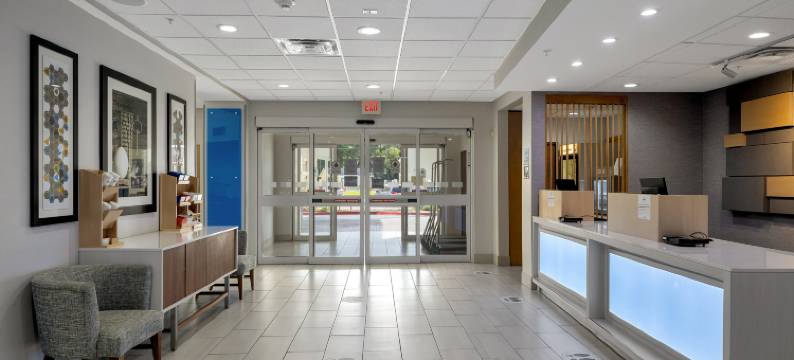 智选假日套房酒店拉夫金南(Holiday Inn Express & Suites LUFKIN SOUTH by IHG)图片