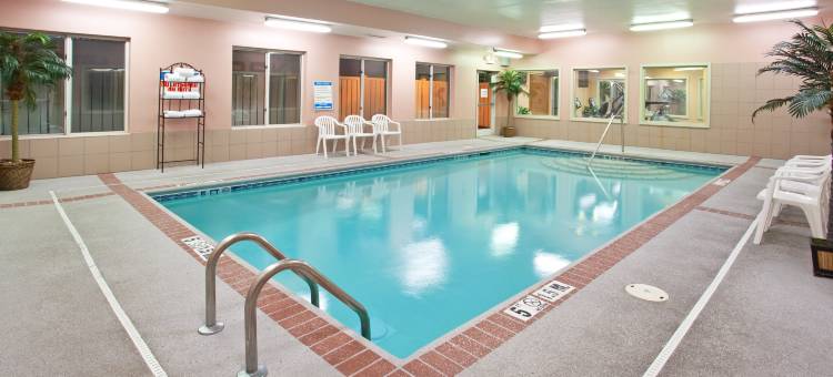 智选假日套房酒店辛辛那提- 布鲁艾施(Holiday Inn Express & Suites Cincinnati-Blue Ash)图片