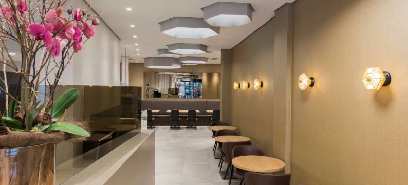 萨沃伊酒店(Hotel Savoy)图片